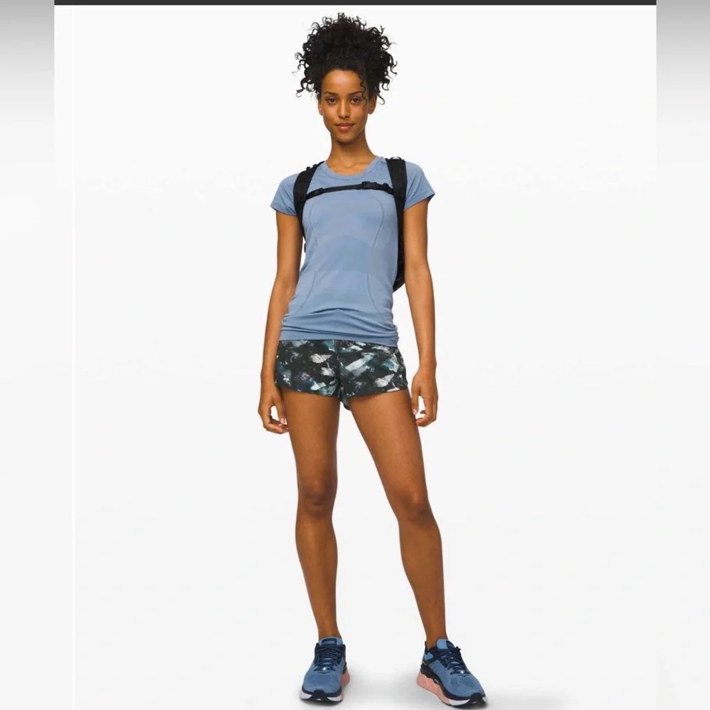 Lululemon Speed Up Short 2.5" - Picture 5 of 9